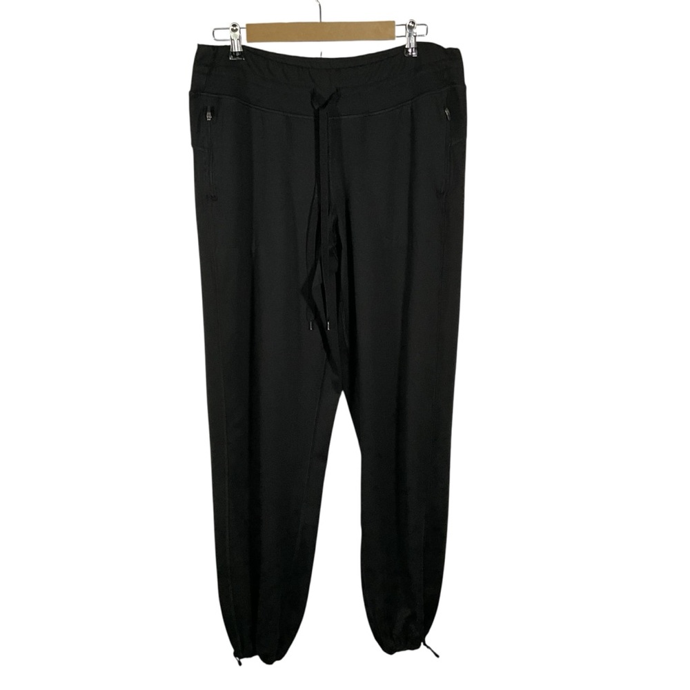 Champion Women’s Black Jogger With Elastic Waist And Drawstring. Size XL